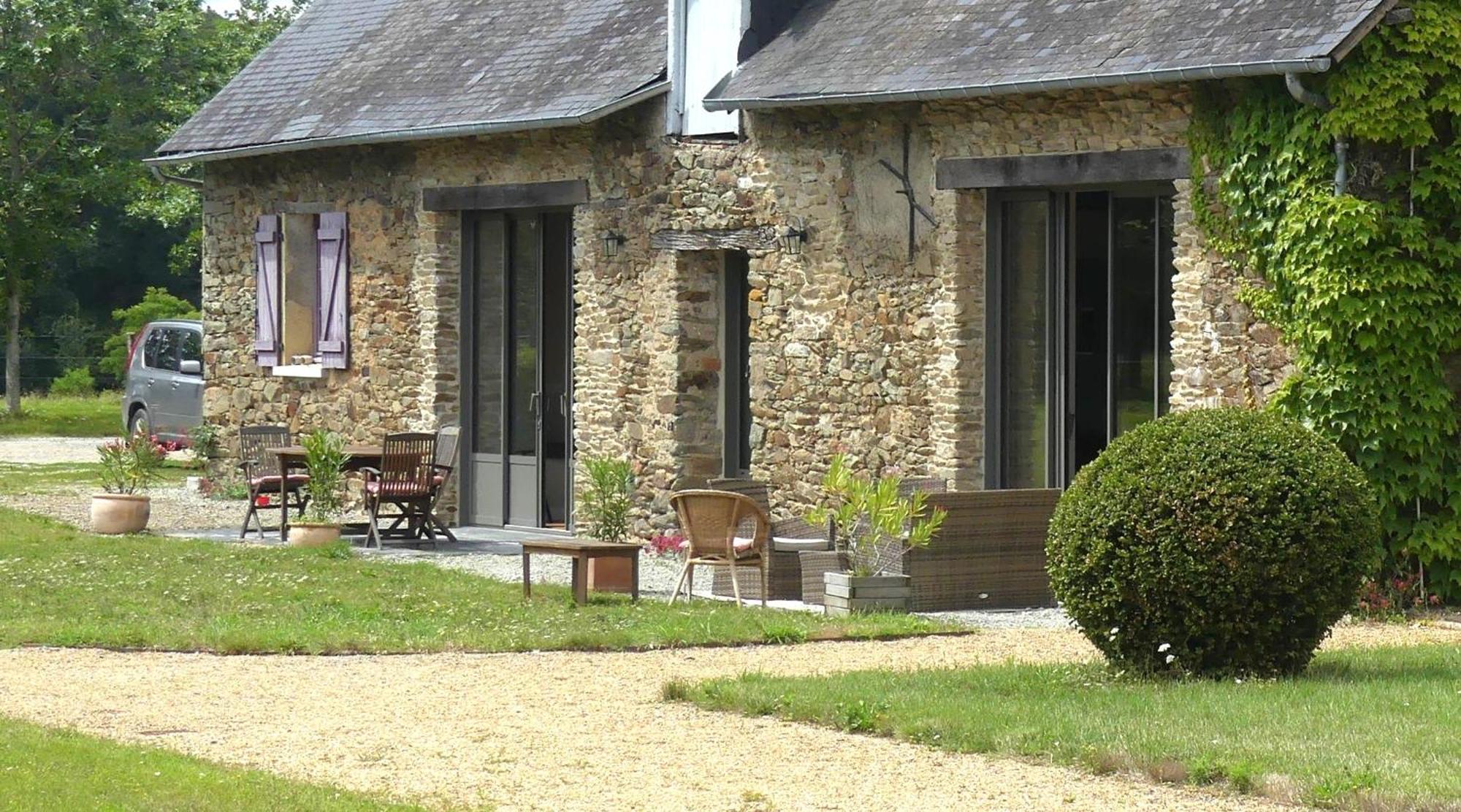 La Petite Lande Bed & Breakfast Ménil Dış mekan fotoğraf